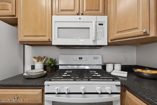 13810 SUTTON PARK Drive N 323, Jacksonville, FL 32224