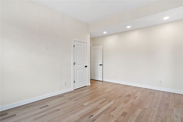 5522 Jackson St, Highland Park, PA 15206