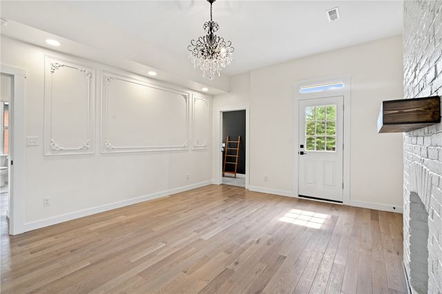 5522 Jackson St, Highland Park, PA 15206