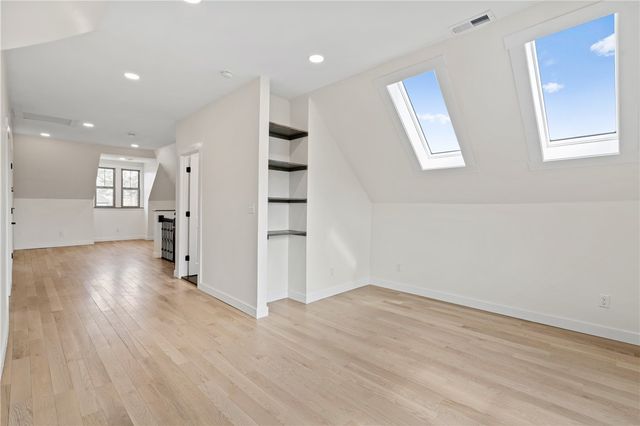 5522 Jackson St, Highland Park, PA 15206