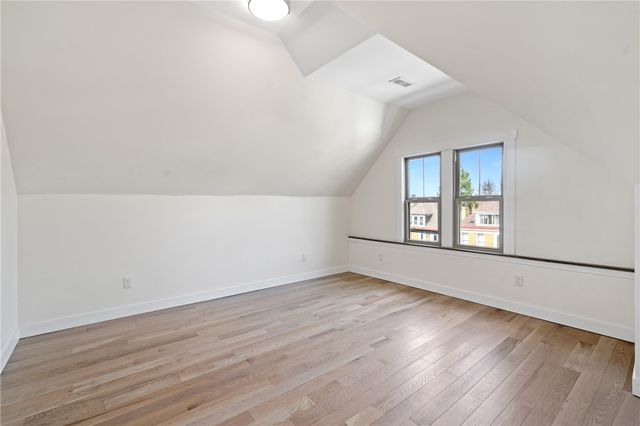 5522 Jackson St, Highland Park, PA 15206