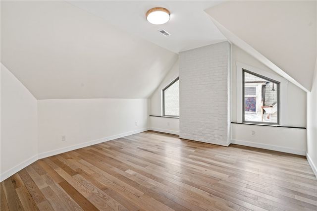 5522 Jackson St, Highland Park, PA 15206
