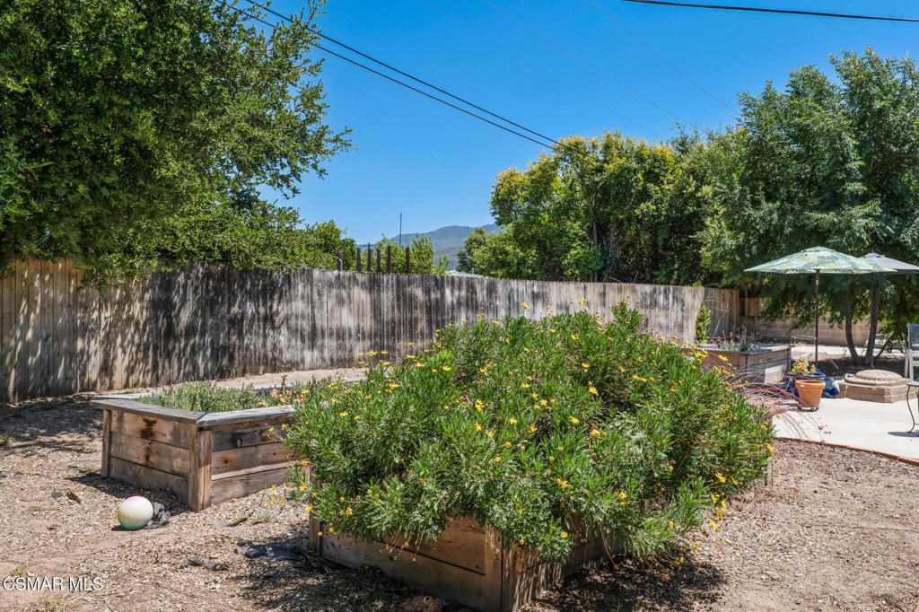 Image 22 of property listing at 1102 Ayers Avenue, Ojai, CA 93023