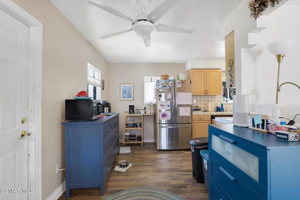 Image 9 of property listing at 1102 Ayers Avenue, Ojai, CA 93023