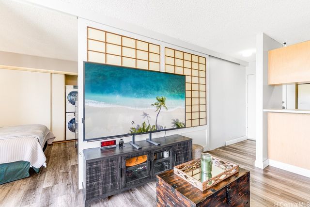 98-450 Koauka Loop 1403, Aiea, HI 96701