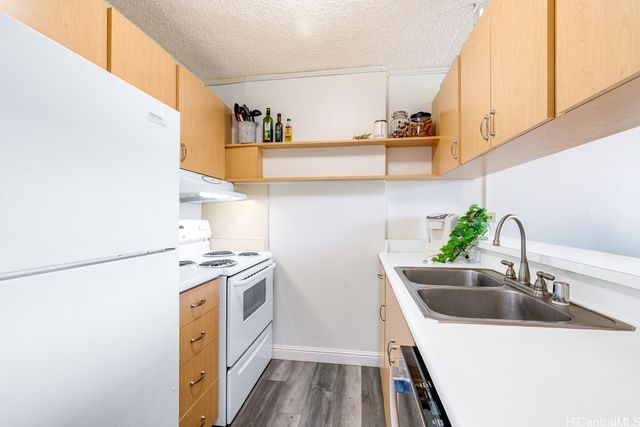 98-450 Koauka Loop 1403, Aiea, HI 96701