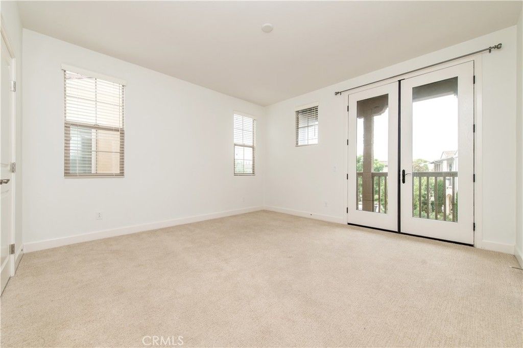 Image 34 of property listing at 105 Tomato, Irvine, CA 92618