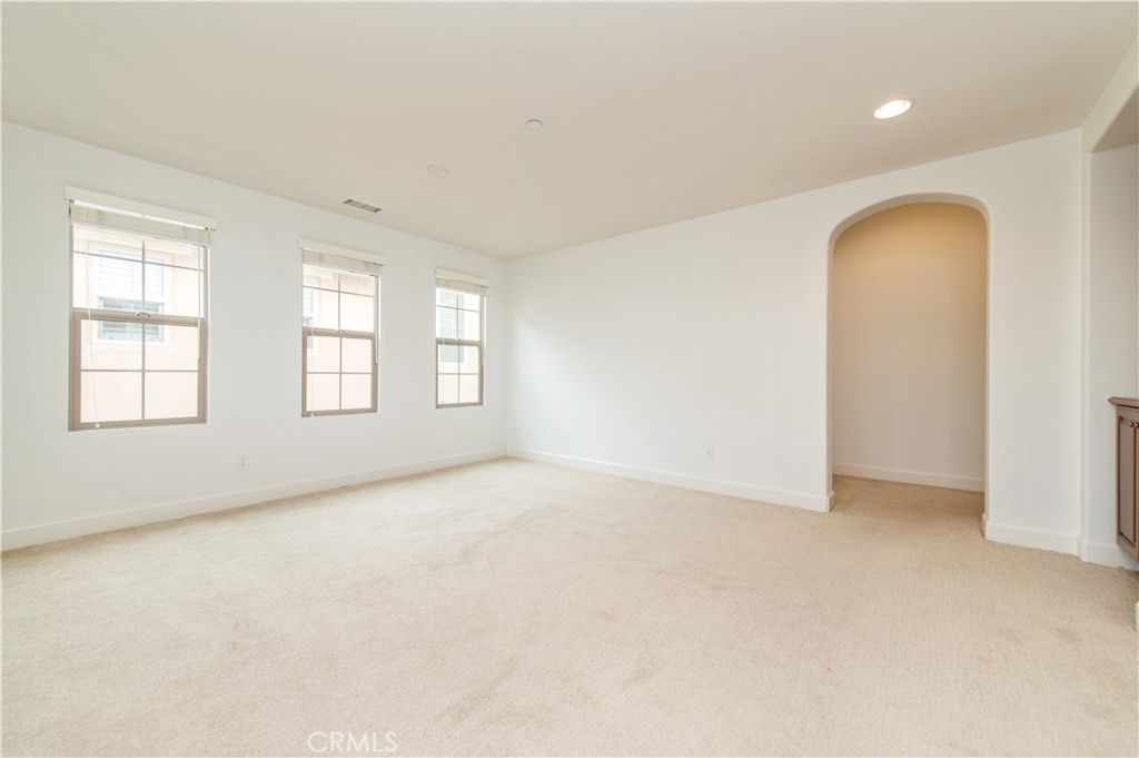 Image 35 of property listing at 105 Tomato, Irvine, CA 92618