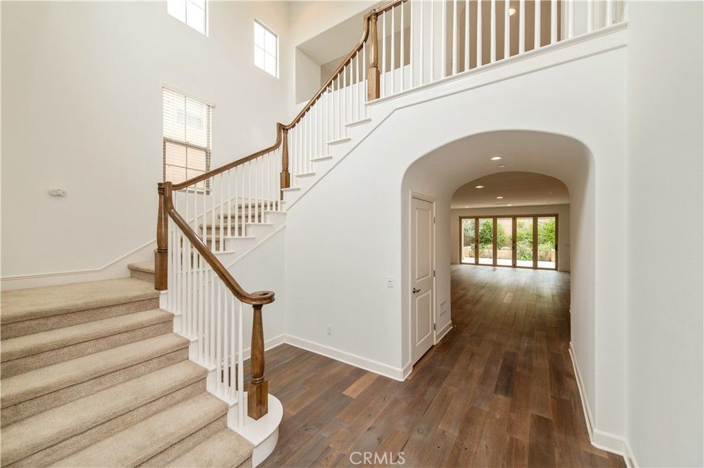 Image 6 of property listing at 105 Tomato, Irvine, CA 92618