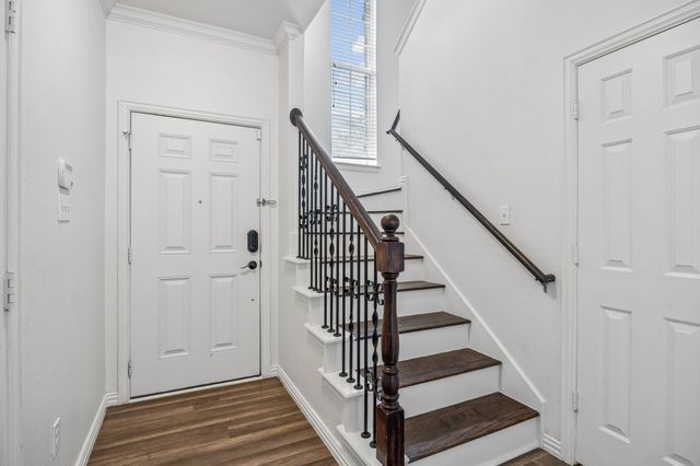 2113 Parkview, Carrollton, TX 75006
