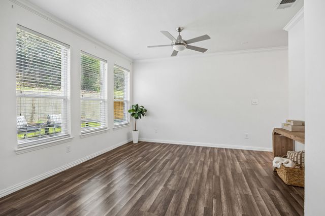 2113 Parkview, Carrollton, TX 75006