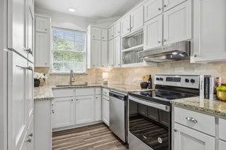 2113 Parkview, Carrollton, TX 75006