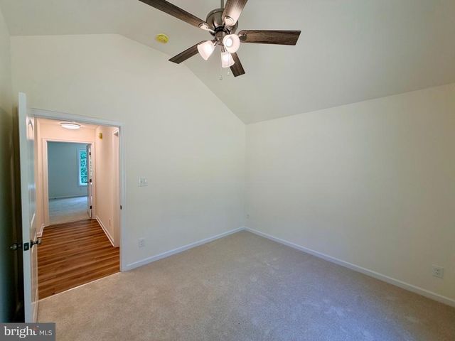 12215 AUTUMN RIDGE LN, Unionville, VA 22567