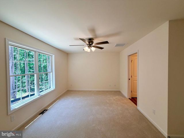 12215 AUTUMN RIDGE LN, Unionville, VA 22567
