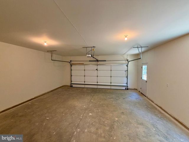 12215 AUTUMN RIDGE LN, Unionville, VA 22567