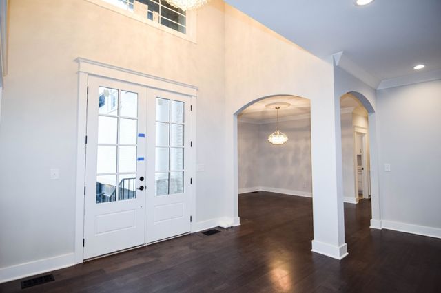 108 Spy Glass Way, Hendersonville, TN 37075