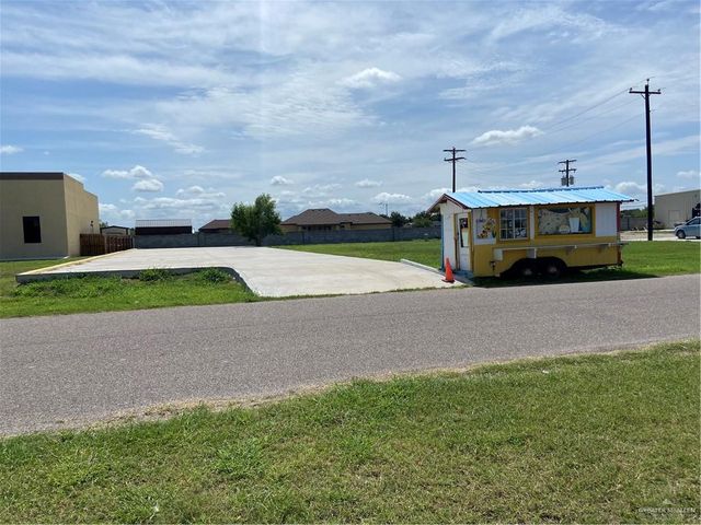 4706 N International Boulevard, Weslaco, TX 78599