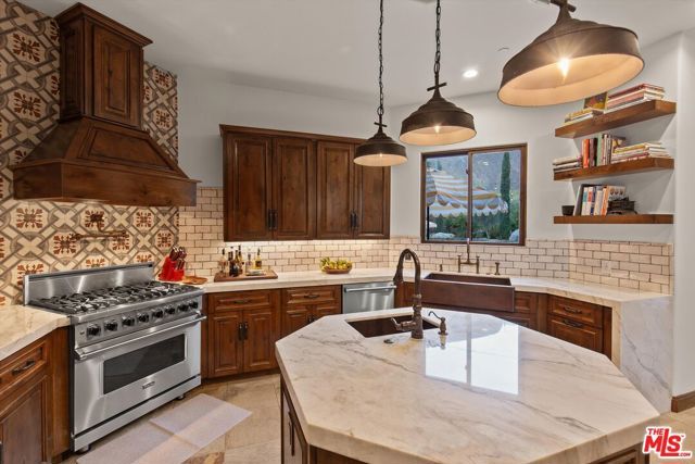 2489 Tuscany Heights Drive, Palm Springs, CA 92262