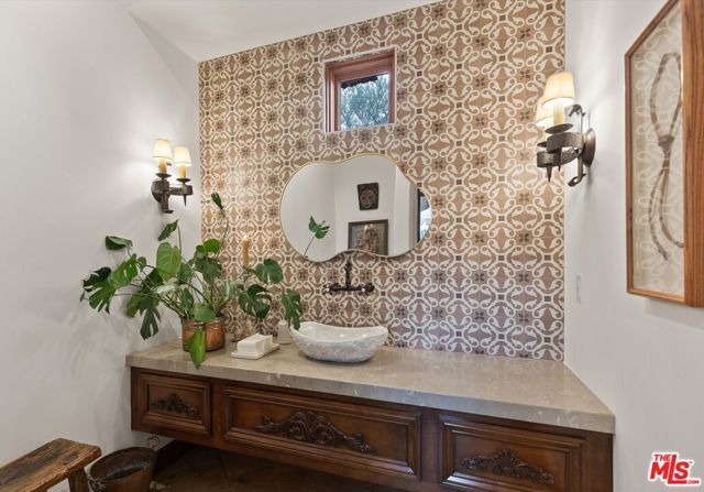 2489 Tuscany Heights Drive, Palm Springs, CA 92262