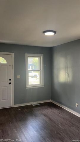 5970 John Daly Street, Taylor, MI 48180