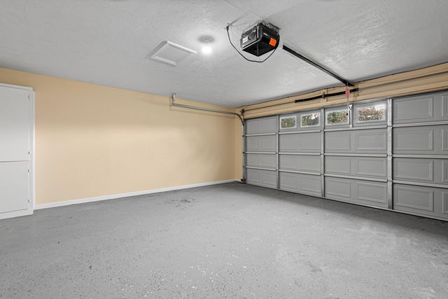 1001 Towne Lake Drive, Longview, TX 75601