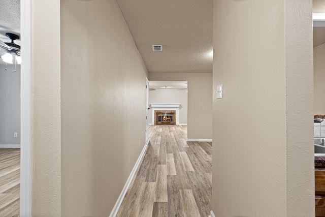 1001 Towne Lake Drive, Longview, TX 75601