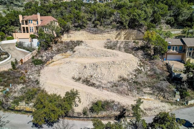 14000 & 14002 Skyline DR, Austin, TX 78732