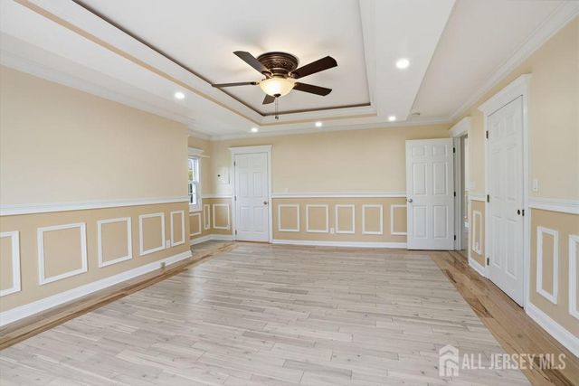 905 N Washington Avenue, Green Brook, NJ 08812