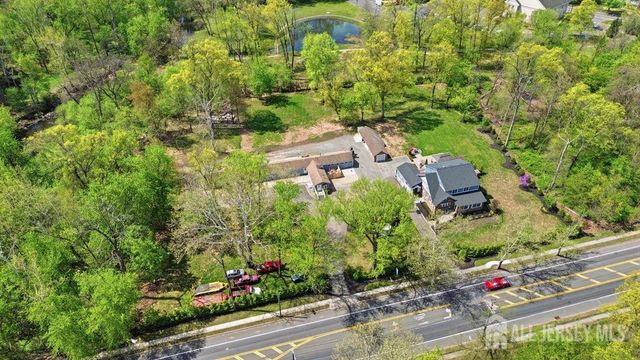 905 N Washington Avenue, Green Brook, NJ 08812