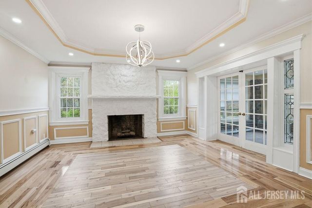 905 N Washington Avenue, Green Brook, NJ 08812