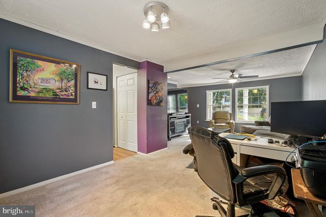 18321 SWAN STREAM DR, Gaithersburg, MD 20877