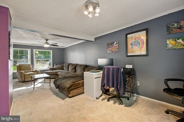 18321 SWAN STREAM DR, Gaithersburg, MD 20877