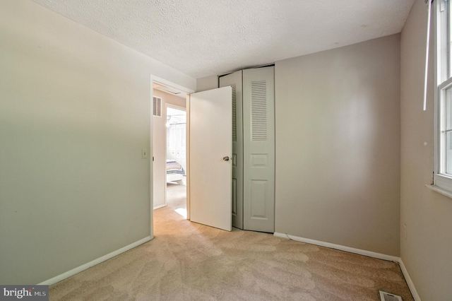 18321 SWAN STREAM DR, Gaithersburg, MD 20877