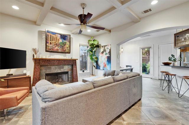 2504 Kinney RD A, Austin, TX 78704