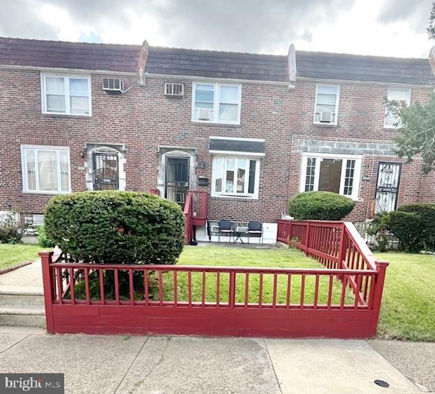8042 FAYETTE ST, Philadelphia, PA 19150