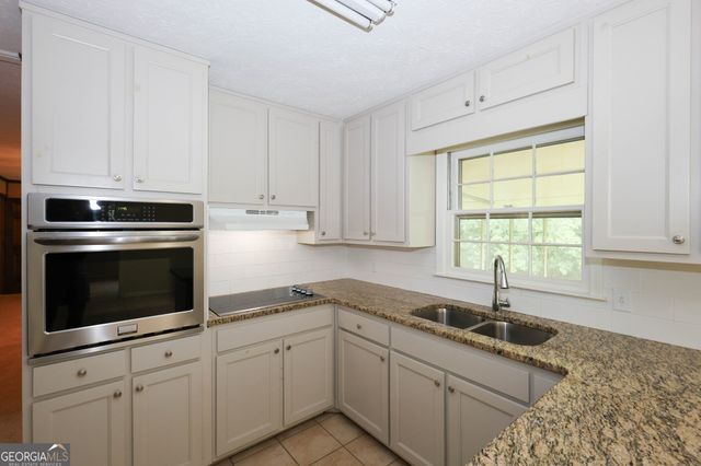 5315 Pounds Drive S, Stone Mountain, GA 30087