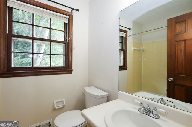 5315 Pounds Drive S, Stone Mountain, GA 30087