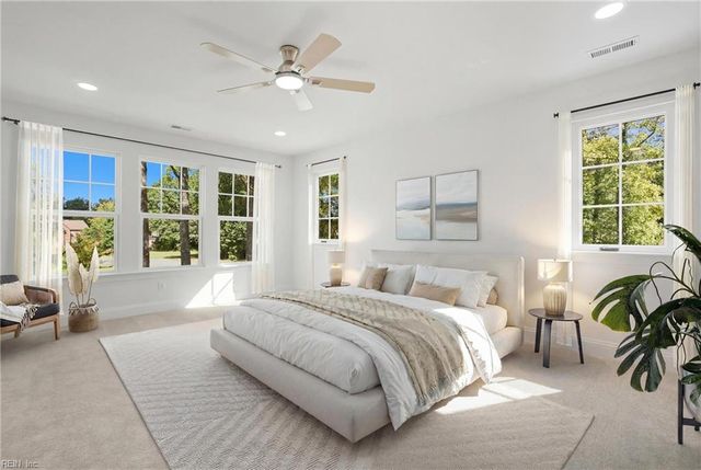 343 Ewell LN, Chesapeake, VA 23322