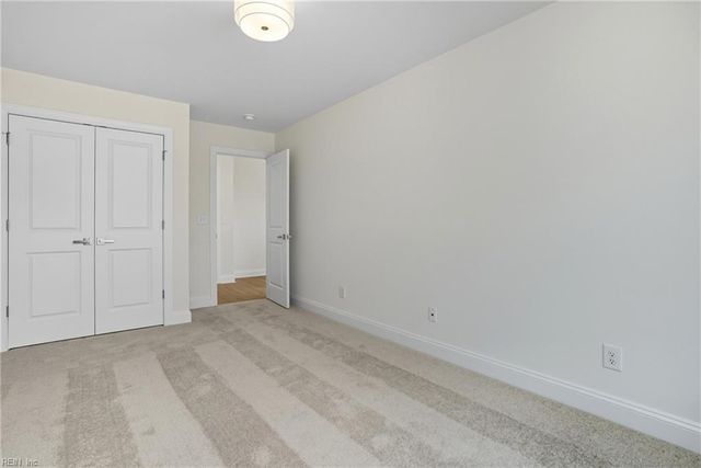 343 Ewell LN, Chesapeake, VA 23322