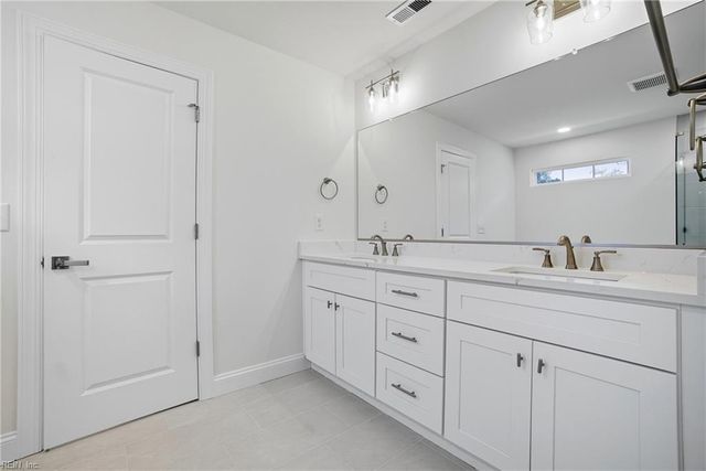 343 Ewell LN, Chesapeake, VA 23322