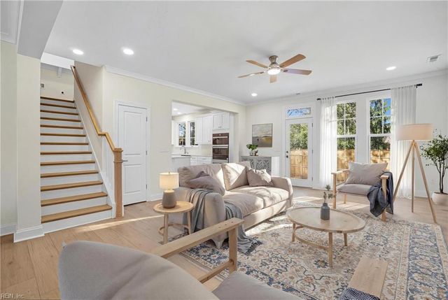 343 Ewell LN, Chesapeake, VA 23322