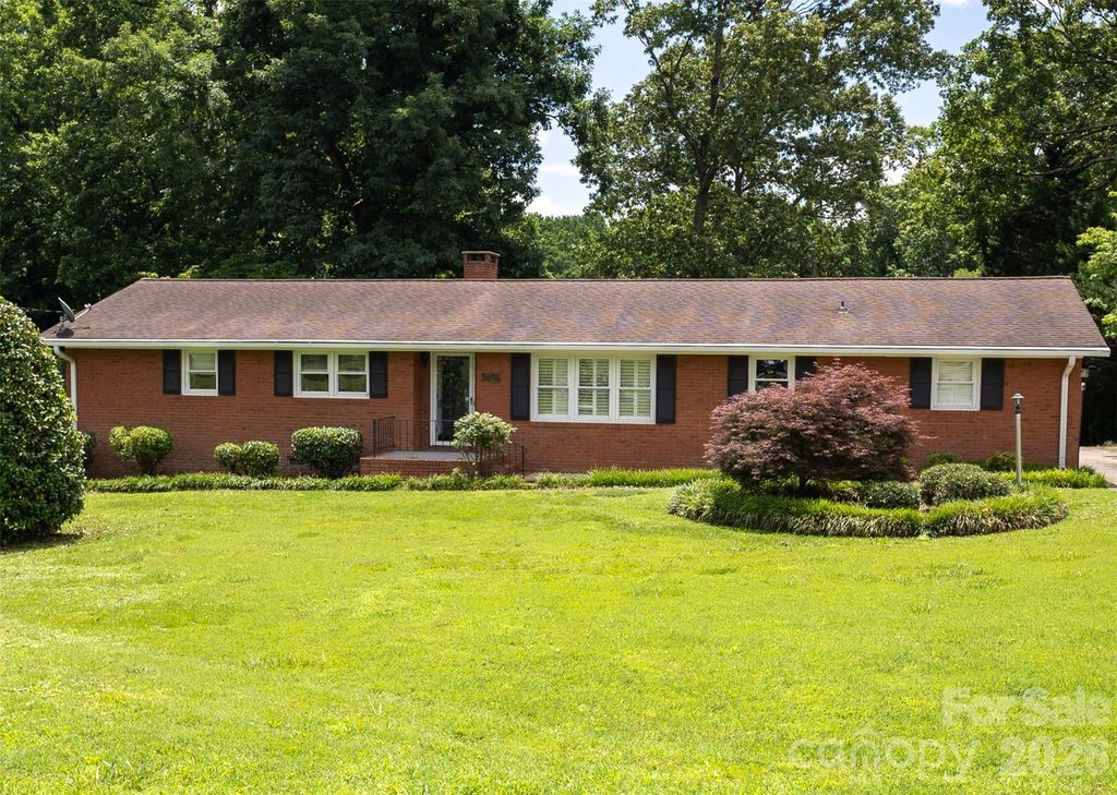 118 Amity Circle, Belmont, NC 28012