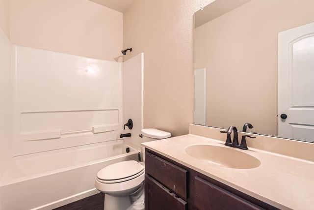 107 Creekside Villa DR, Kyle, TX 78640