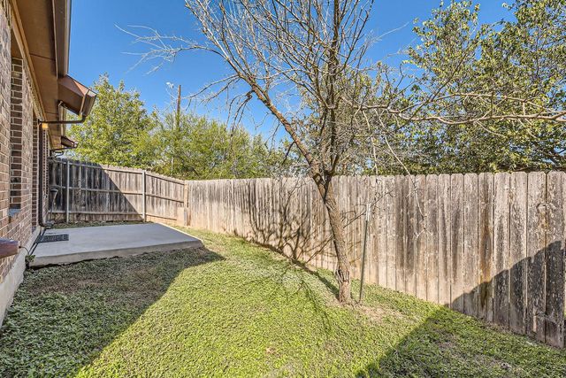 107 Creekside Villa DR, Kyle, TX 78640