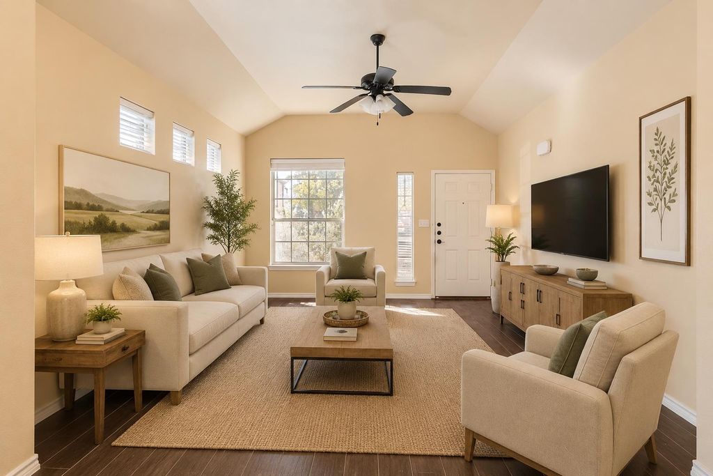 107 Creekside Villa DR, Kyle, TX 78640