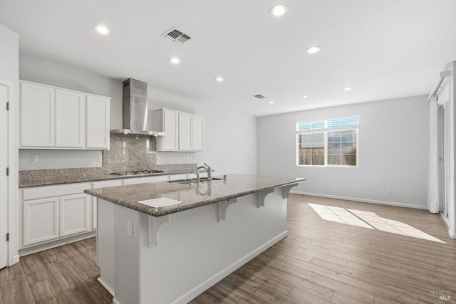 2008 Karen Pl, Rohnert Park, CA 94928