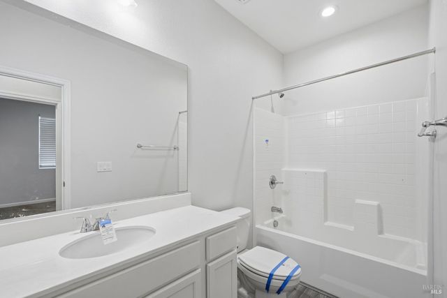 2008 Karen Pl, Rohnert Park, CA 94928