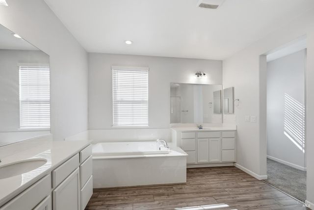 2008 Karen Pl, Rohnert Park, CA 94928