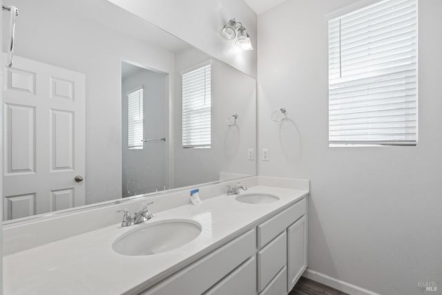 2008 Karen Pl, Rohnert Park, CA 94928