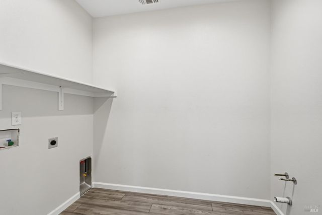 2008 Karen Pl, Rohnert Park, CA 94928